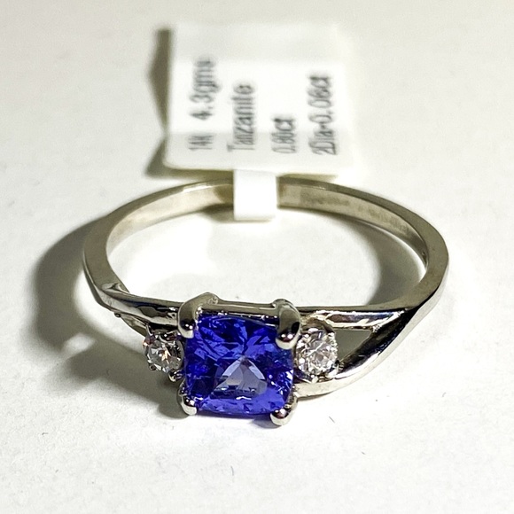 14K, Tanzanite, Diamond Appraised Ring (6.5) - Picture 4 of 10